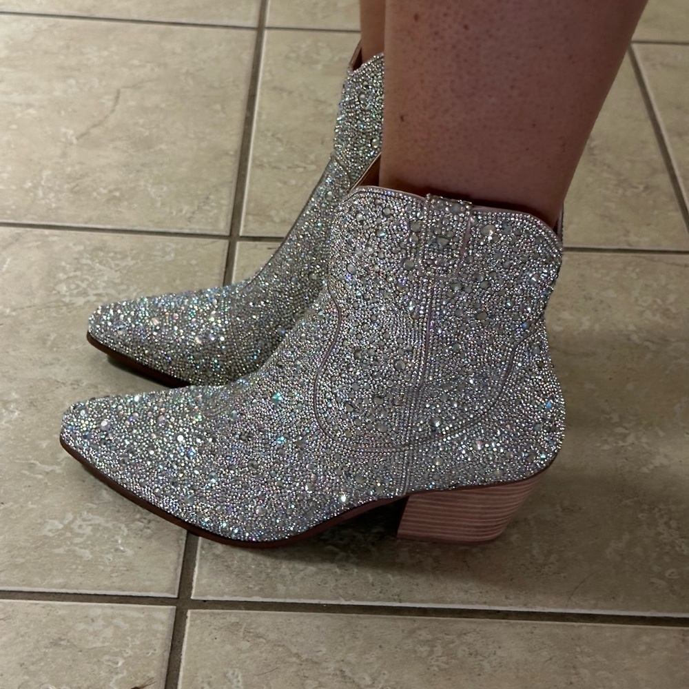 NWT Betsey Johnson Diva Rhinestone Boots- SOLD OUT ONLINE
